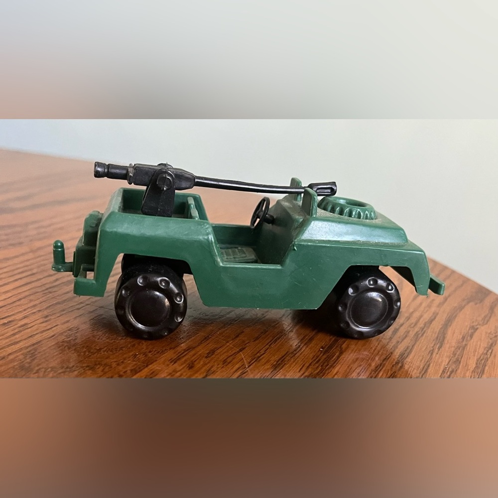 Vintage 70’s Plastic Green Army Jeep